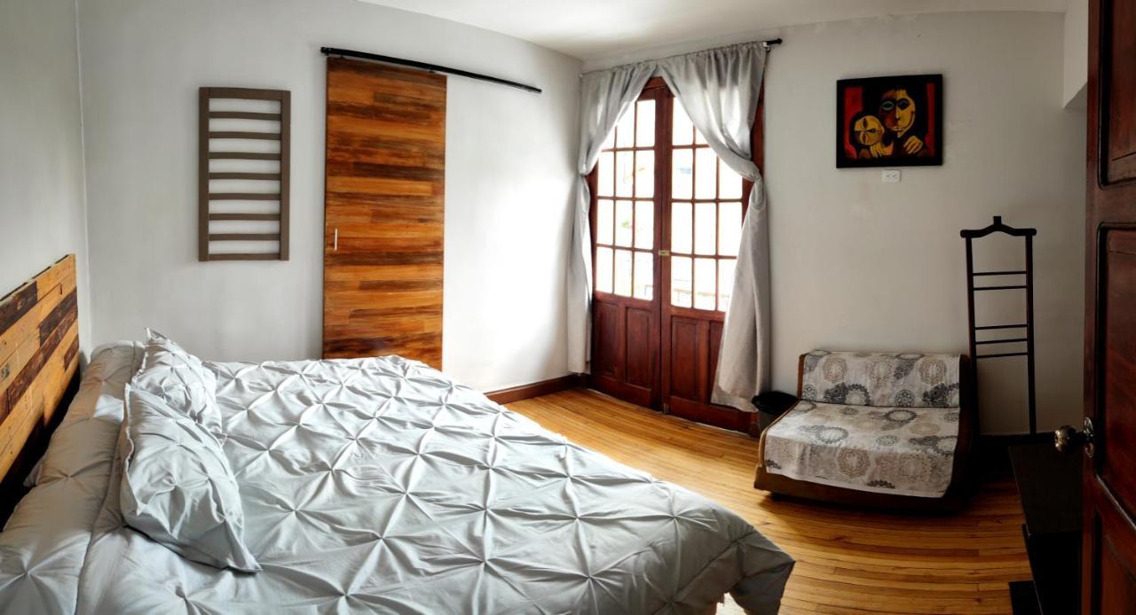 Minka Hostel Quito Luaran gambar