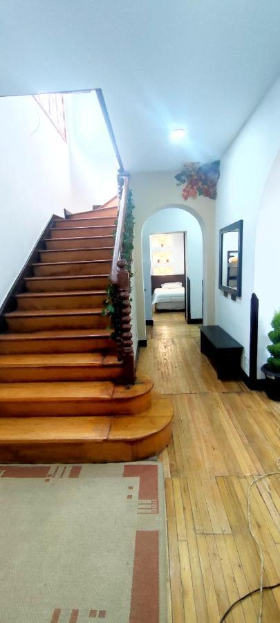Minka Hostel Quito Luaran gambar